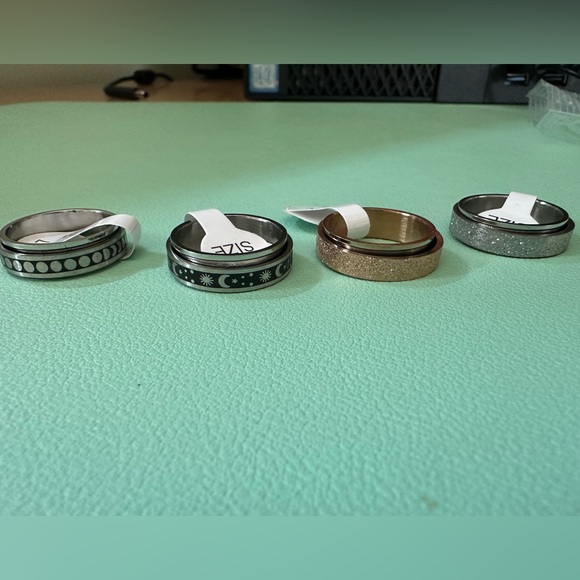 8 spinner rings size 7 - Picture 3 of 3
